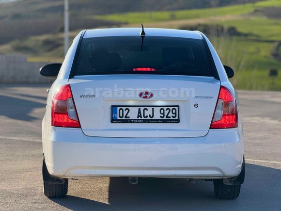 Sahibinden Hyundai Accent Era 1.4 Team 2011 Model 