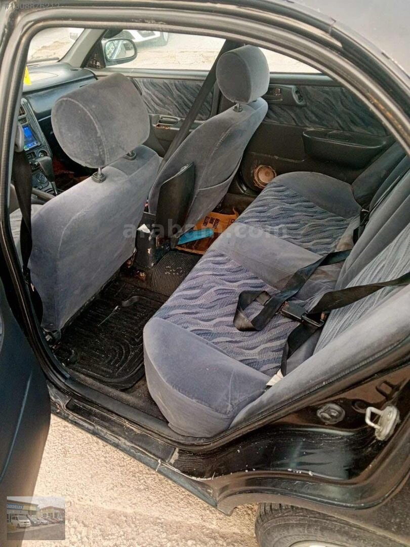 Galeriden Toyota Carina 2.0 GLi 1997 Model Aksaray 350.000 km Siyah 2