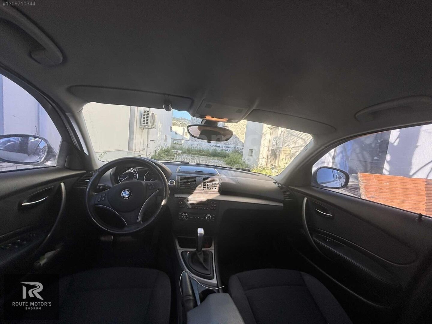 Galeriden BMW 1 Serisi 116i Comfort 2011 Model Muğla 115.000 km Beyaz 3