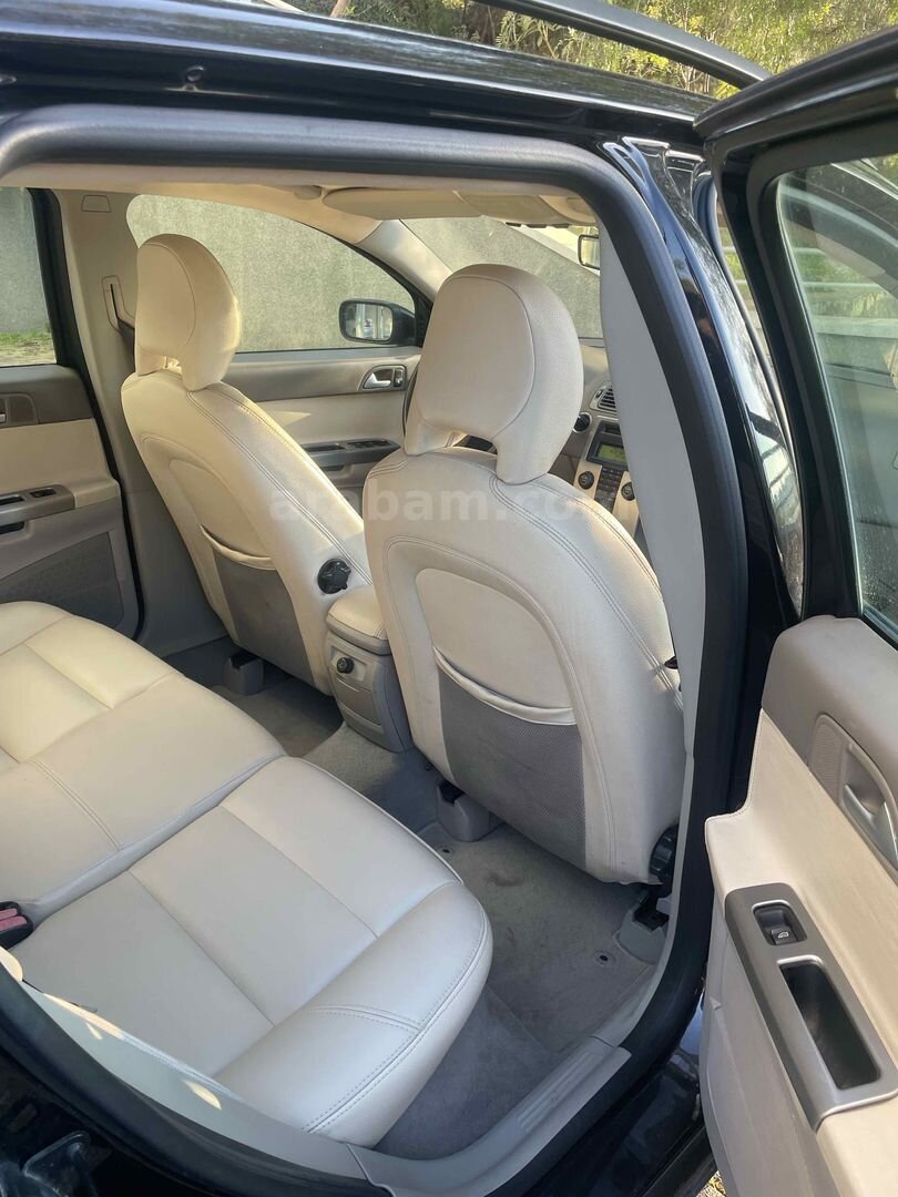 Sahibinden Volvo V50 1.6 D 2006 Model İzmir 172.000 km Siyah 3
