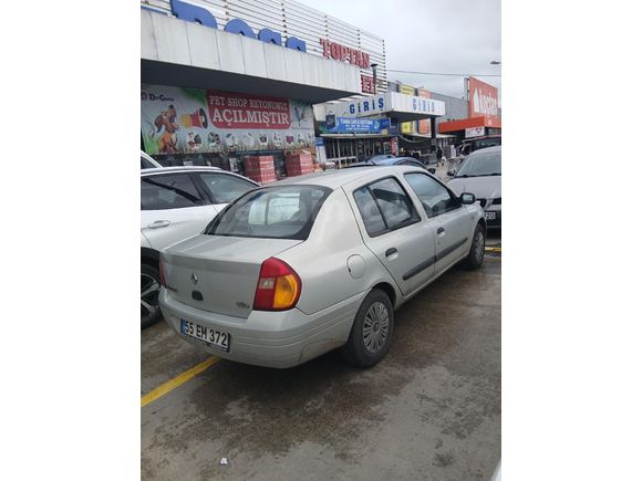 Sahibinden Renault Clio 1.4 RNA 2001 Model