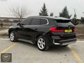 BOSS MOTORS 2024 BMW İX1 X LİNE CAM TAVAN DERİ KOLTUK 18.000 KM