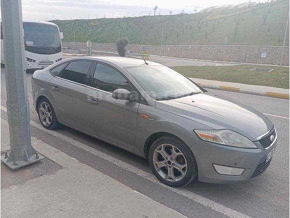 Sahibinden Ford Mondeo 1.6 Titanium 2010 Model  200.000 km Gri (Gümüş)