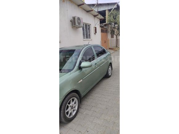Sahibinden Hyundai Accent Era 1.4 Select 2007 Model  196.000 km Yeşil