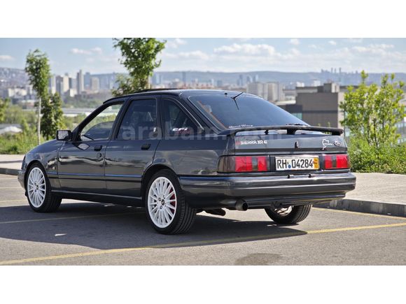 Sahibinden Ford Sierra XR 2000 1990  Model