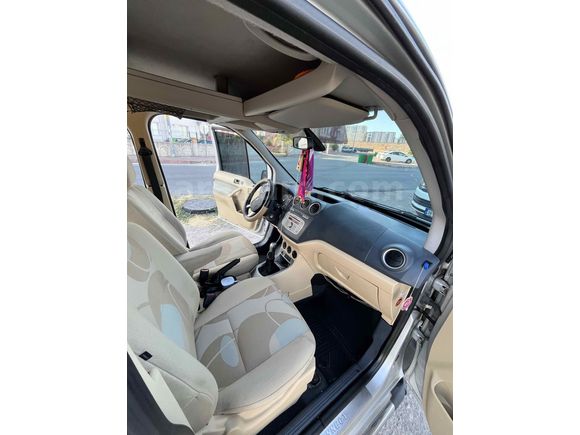 Sahibinden Ford Tourneo Connect 110PS 2012 Model 