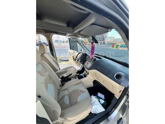 Sahibinden Ford Tourneo Connect 110PS 2012 Model 