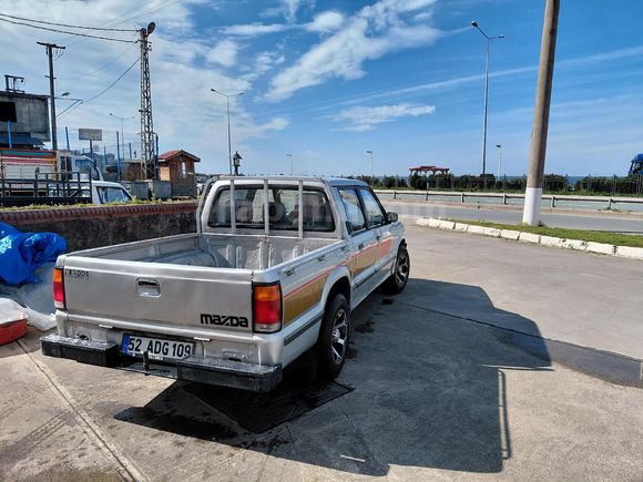 Sahibinden Mazda B2500 2.5 D 1998 Model