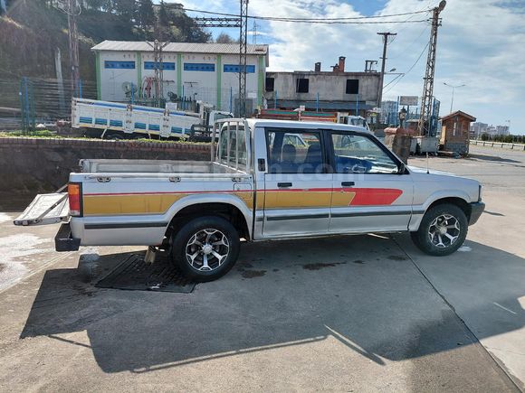 Sahibinden Mazda B2500 2.5 D 1998 Model