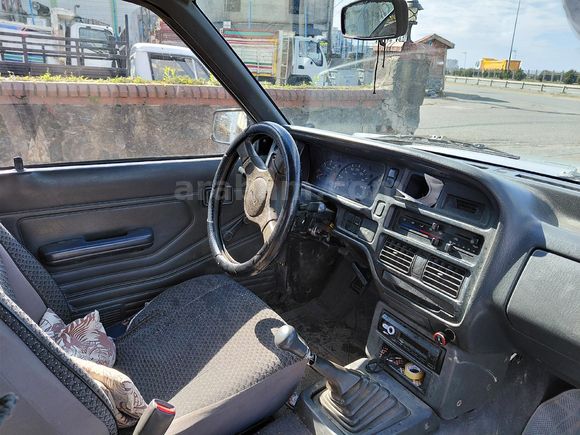 Sahibinden Mazda B2500 2.5 D 1998 Model