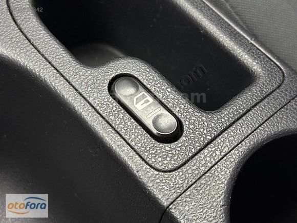 OTOFORA 2012 NİSSAN QASHQAİ 1.5 dCi VİSİA MANUEL 115 HP