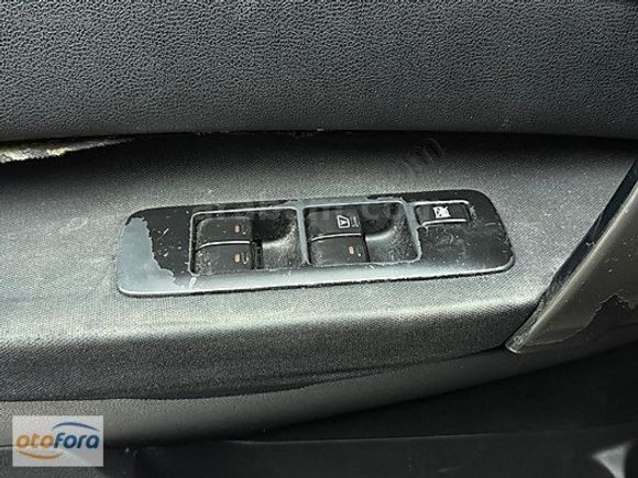 OTOFORA 2012 NİSSAN QASHQAİ 1.5 dCi VİSİA MANUEL 115 HP