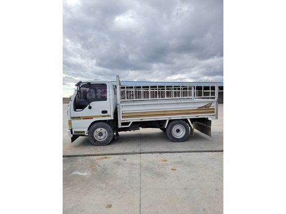 Sahibinden Isuzu NKR 5.5 E 04 