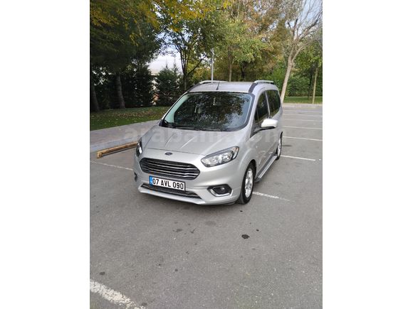 Sahibinden Ford Tourneo Courier 1.5 TDCi Delux 2022 Model  67.000 km Gri (Gümüş)