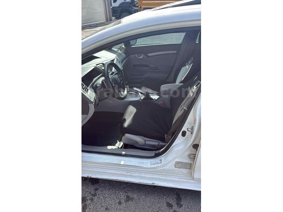 Sahibinden Honda Civic 1.6i VTEC ECO Elegance 2012 Model 