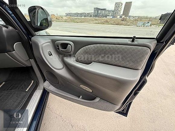 __ÇAĞDAŞLAR' DAN__ 2005 MODEL GRAND VOYAGER 2.8 CRDİ__OTOMATİK__