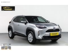 2023 MODEL 25 BİNDE YARIS CROSS 1.5 FLAME X-PACK HYBRID BOYASIZ
