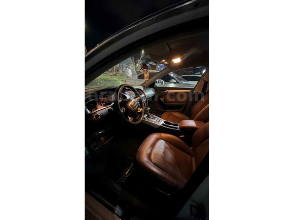 Sahibinden Audi A4 Sedan 2.0 TDI Quattro 2013 Model  337.000 km Beyaz