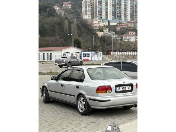 Sahibinden Honda Civic 1.4 i S 1999 Model 