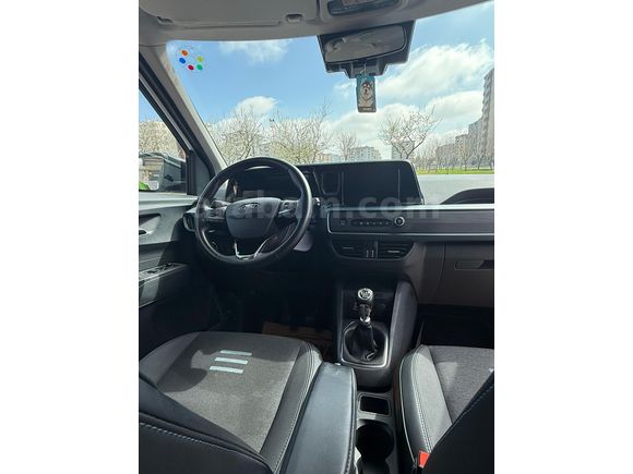 Sahibinden Ford Tourneo Courier 1.5 EcoBlue Active 2024 Model