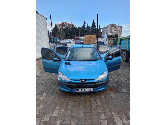 Sahibinden Peugeot 206 1.4 XR 2000 Model