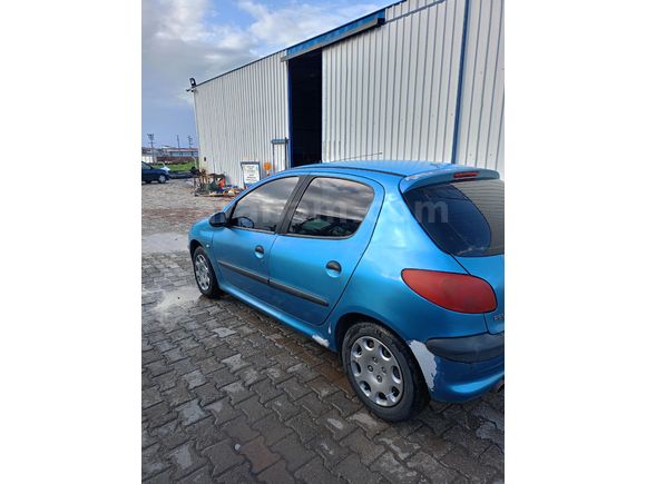 Sahibinden Peugeot 206 1.4 XR 2000 Model