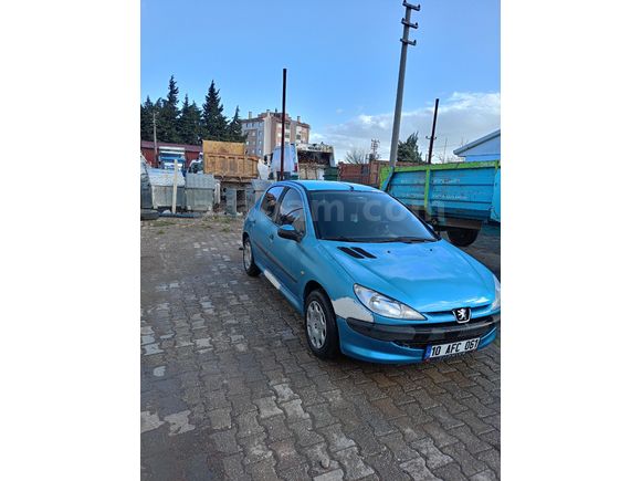 Sahibinden Peugeot 206 1.4 XR 2000 Model