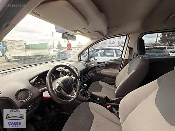 ÇAĞIR AUTODAN 2022 FORD COURİER