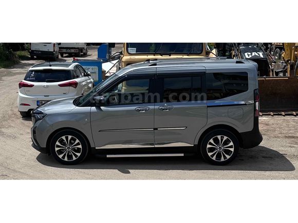 Sahibinden Ford Tourneo Courier 1.0 EcoBoost Titanium 2025 Model 