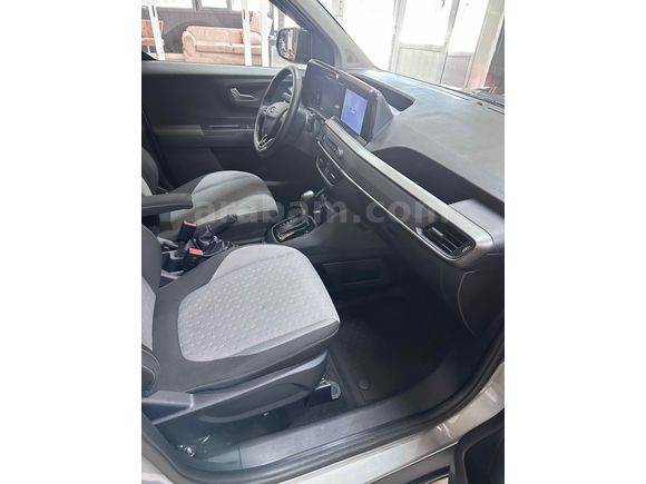 Sahibinden Ford Tourneo Courier 1.0 EcoBoost Titanium 2025 Model 