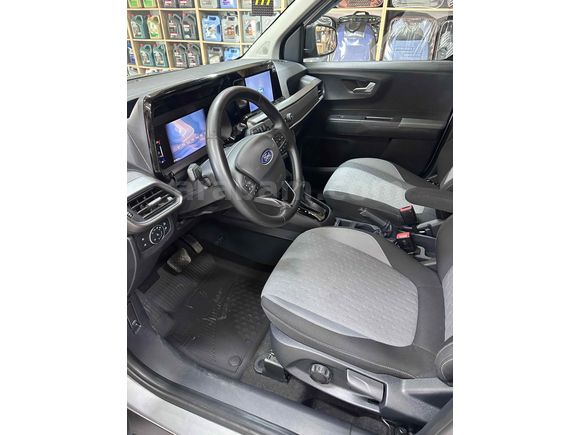 Sahibinden Ford Tourneo Courier 1.0 EcoBoost Titanium 2025 Model 