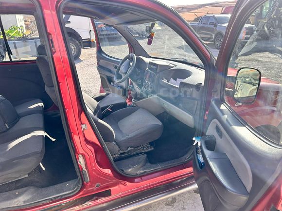 Sahibinden Fiat Doblo Combi 1.3 Multijet Active 2006 Model