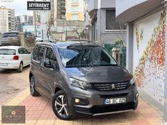 BAZ AUTODAN HATASIZ BOYASIZ 2020 RİFTER 1.5 BLUEHDİ GT CAMTAVAN