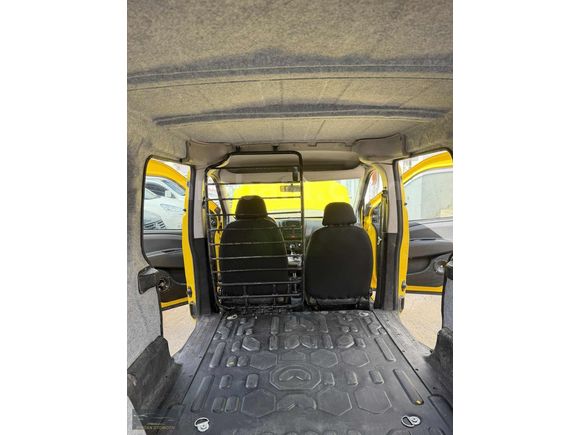 2014 MODEL DOBLO MAXSİ KM 275 KLİMALI KLİMALI VE CİFT SÜRGÜ DÜR