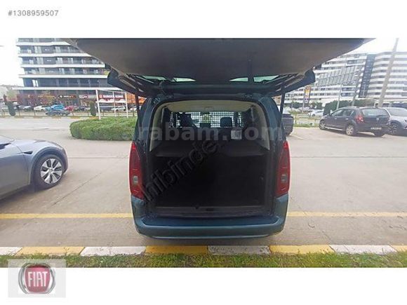 KARAHALLILAR A.Ş'2025 FIAT DOBLO 1.5 BLUE HDI PREMİO PLUS