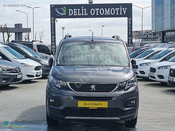 DELİL'DEN 2023 MODEL 74 BİN KM DE ALLURE PAKET HATASIZ RİFTER