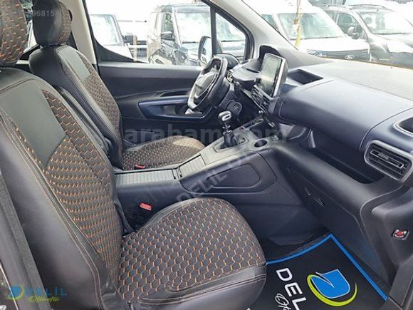 DELİL'DEN 2023 MODEL 74 BİN KM DE ALLURE PAKET HATASIZ RİFTER
