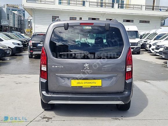 DELİL'DEN 2023 MODEL 74 BİN KM DE ALLURE PAKET HATASIZ RİFTER