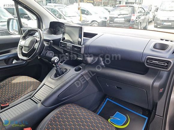 DELİL'DEN 2023 MODEL 74 BİN KM DE ALLURE PAKET HATASIZ RİFTER