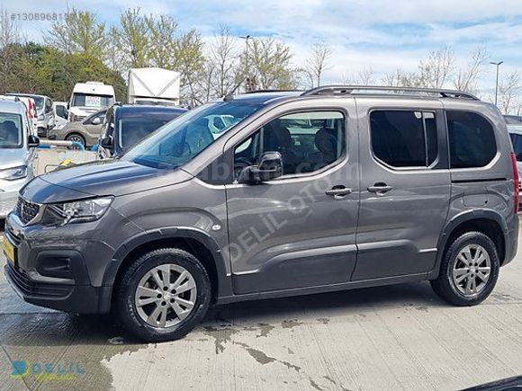 DELİL'DEN 2023 MODEL 74 BİN KM DE ALLURE PAKET HATASIZ RİFTER