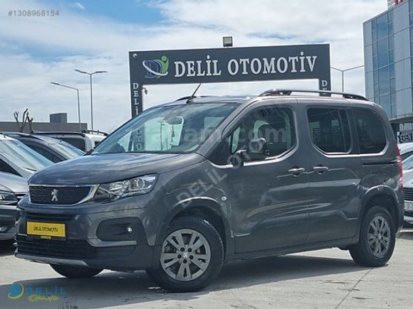 DELİL'DEN 2023 MODEL 74 BİN KM DE ALLURE PAKET HATASIZ RİFTER