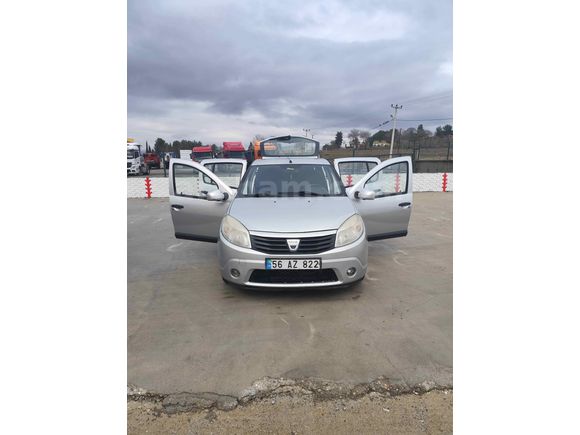 Sahibinden Dacia Sandero 1.4 Ambiance 2009 Model 