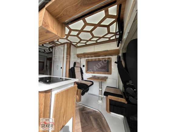 2023MODEL 18.000 KM FULL ÖZEL YAPILI KARAVAN