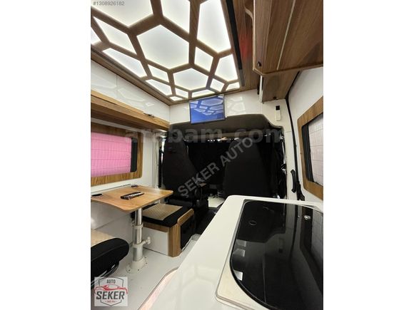 2023MODEL 18.000 KM FULL ÖZEL YAPILI KARAVAN