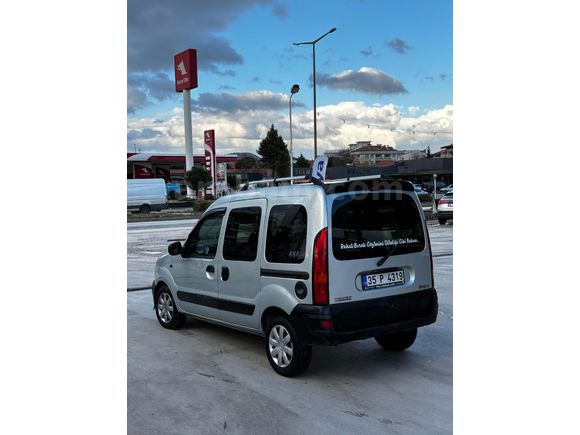10 senelik Sahibinden OTOMOBİL RUHSATLI!!! 1.5 dci kangoo