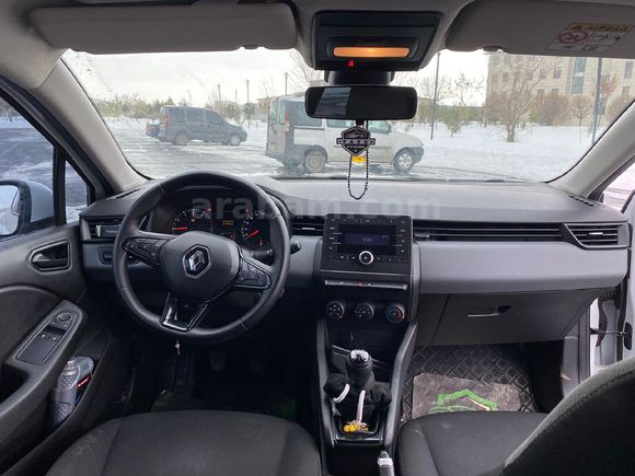 Sahibinden Renault Clio 1.0 SCe Joy 2022 Model