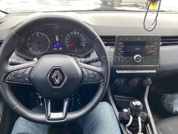 Sahibinden Renault Clio 1.0 SCe Joy 2022 Model