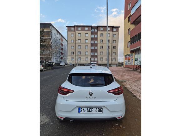 Sahibinden Renault Clio 1.0 SCe Joy 2022 Model