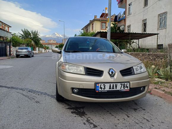Sahibinden Renault Megane 1.5 dCi Extreme 2008 Model  212.000 km Kahverengi
