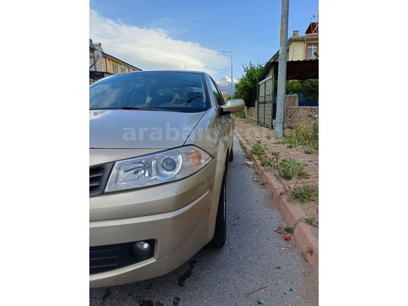 Sahibinden Renault Megane 1.5 dCi Extreme 2008 Model  212.000 km Kahverengi